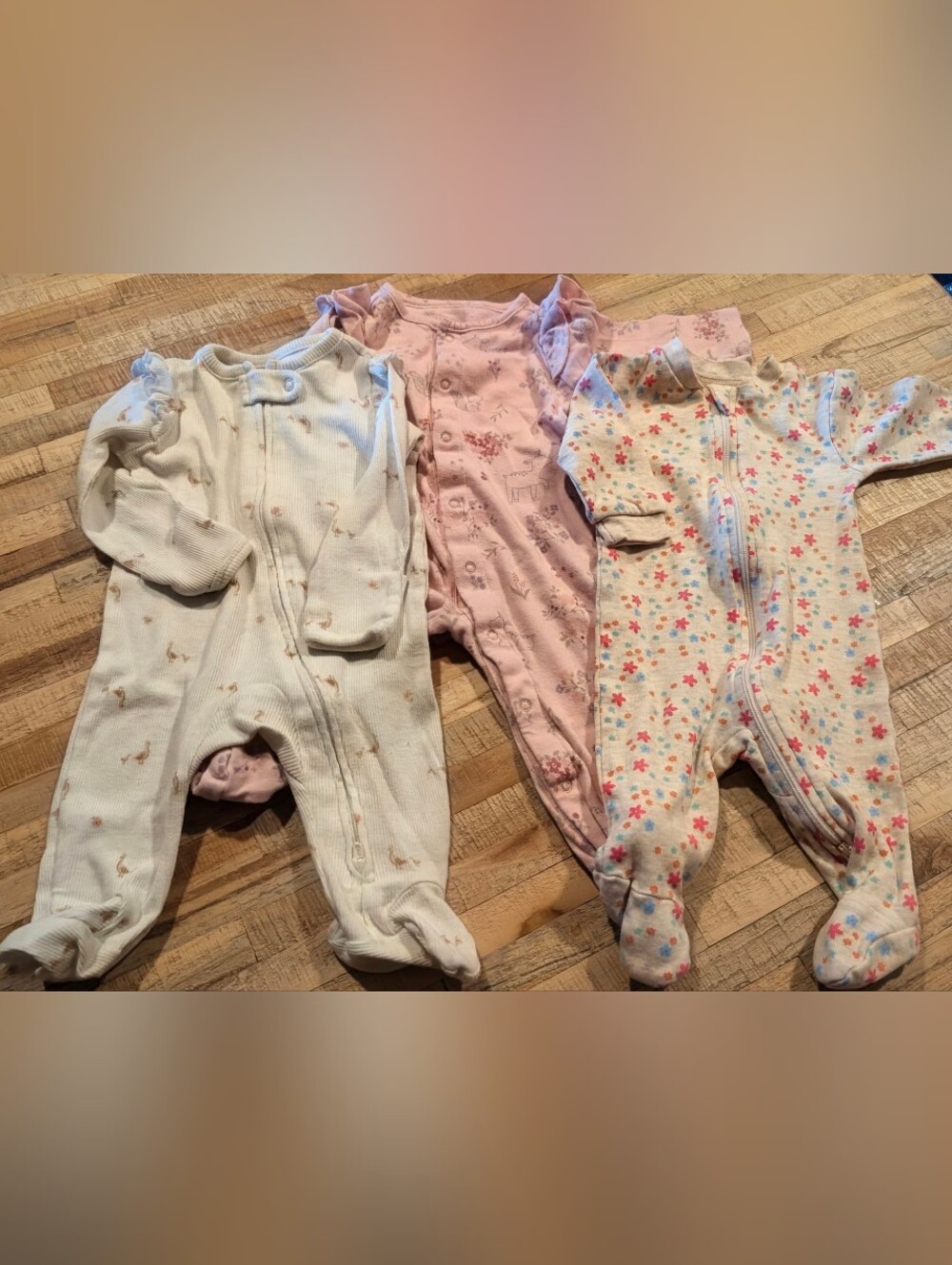 🌸 Adorable 3-Piece Baby Girl Sleeper Bundle! 🦌